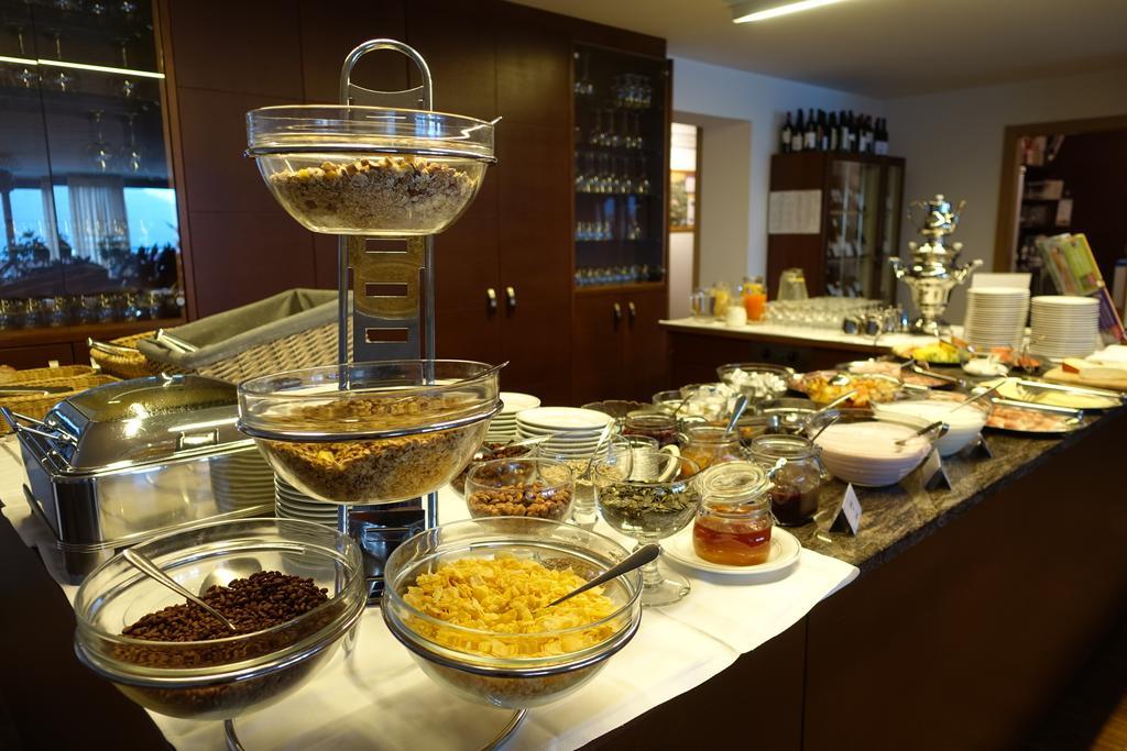 The Vista Hotel Μπρεσανόνε Εξωτερικό φωτογραφία